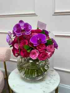 50 Roses & Phalenopsis In Vase